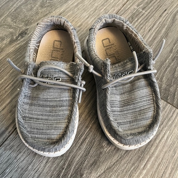 hey dudes womens size 6